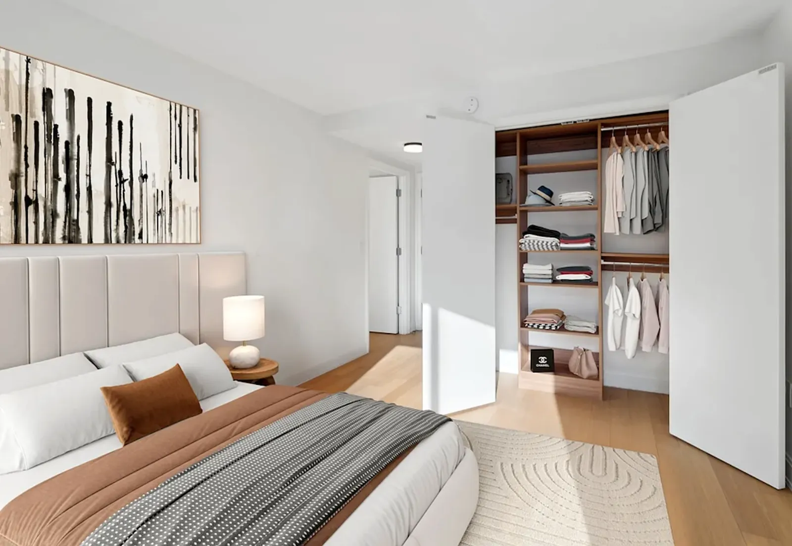 2BR in a sunlit apartment in Midtown East