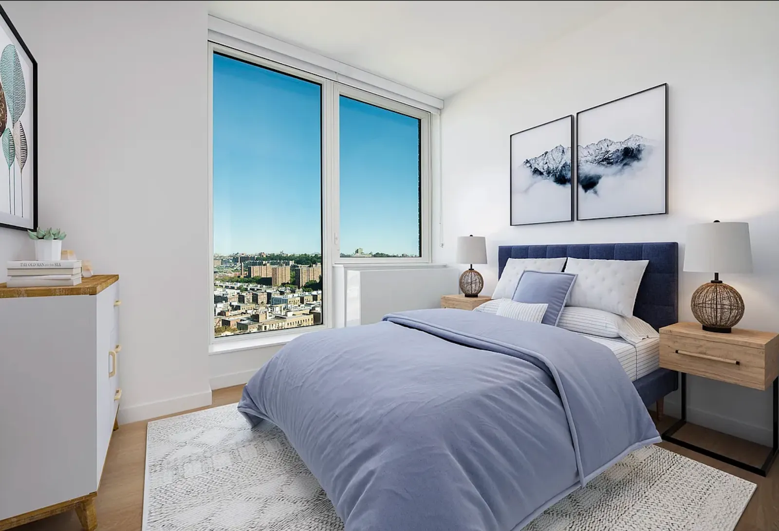 2BR in a sunlit apartment in Washington Heights