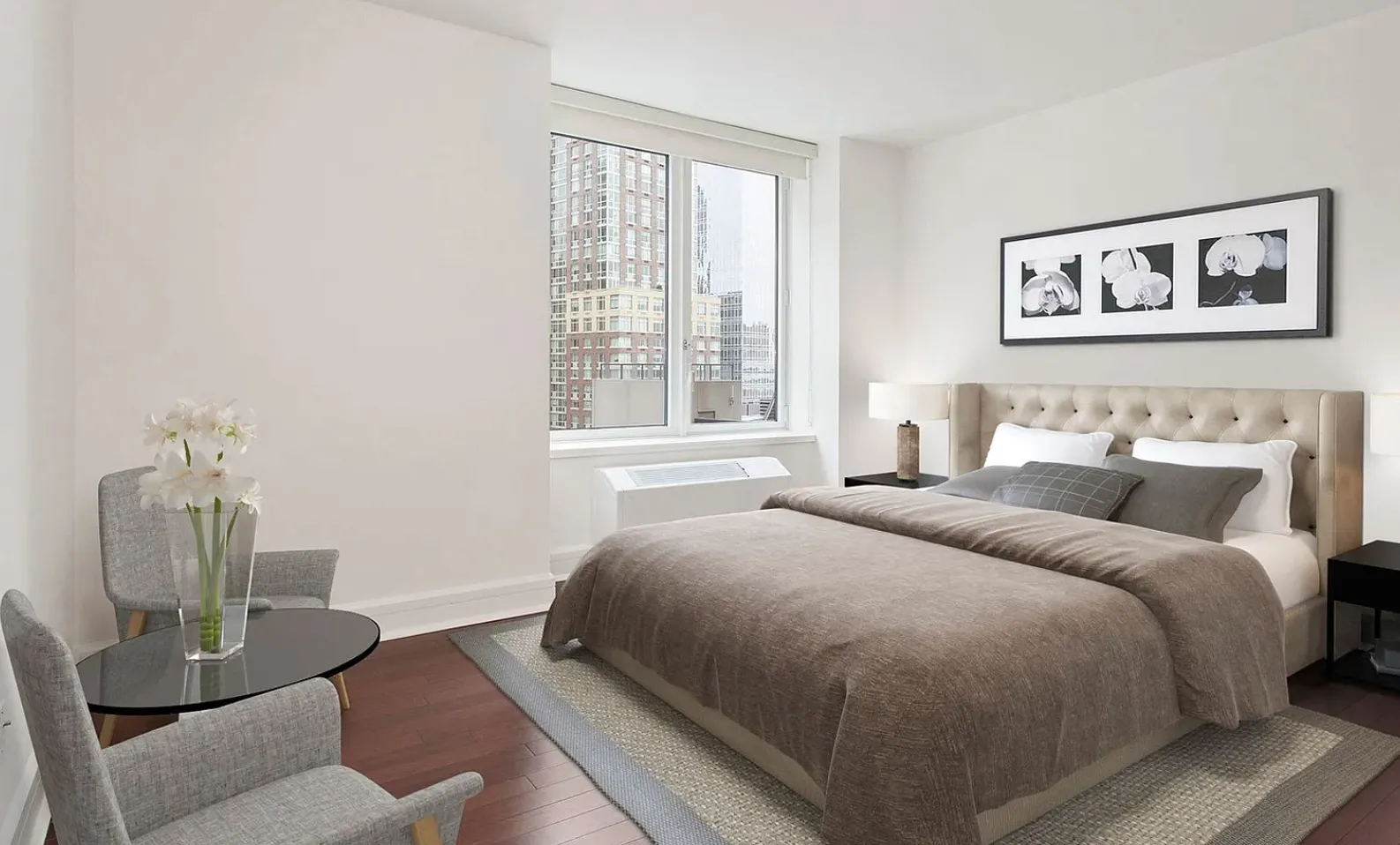 1BR in a contemporary apartment in Upper West Side
